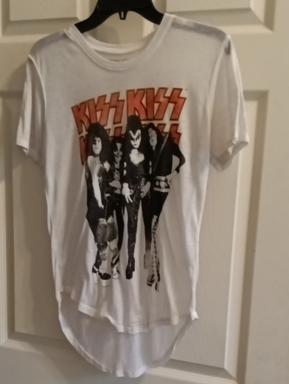 Kiss White Graphic Tee with Orange Logo